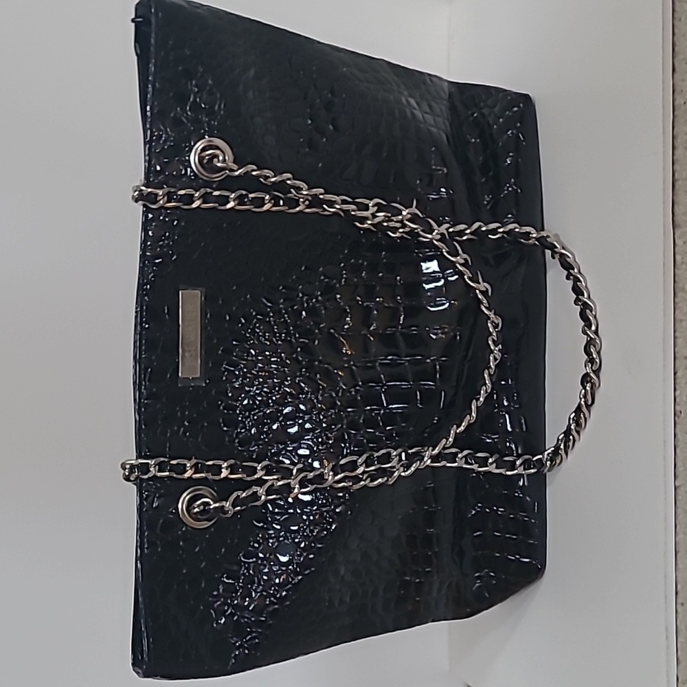 Purse - Picture 2 of 4